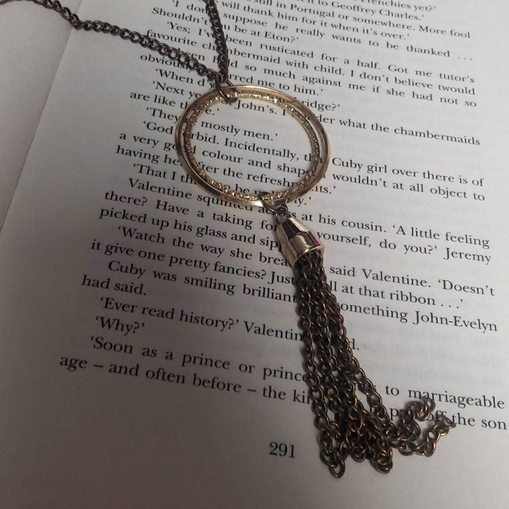 Golden Circles with Tassel Chain Necklace‎